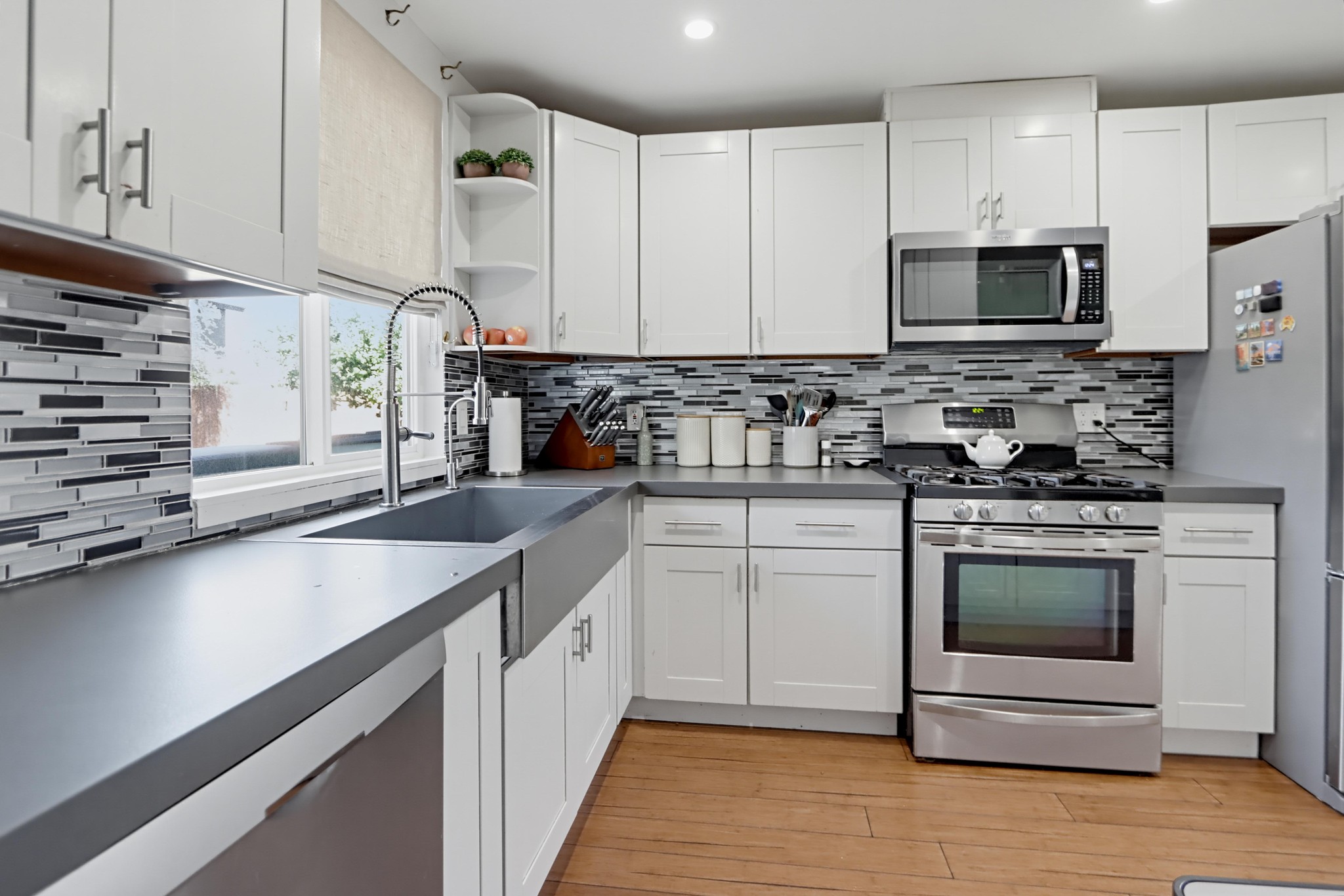 Virtual tour photo 20 of 52 for 1166 16th St
