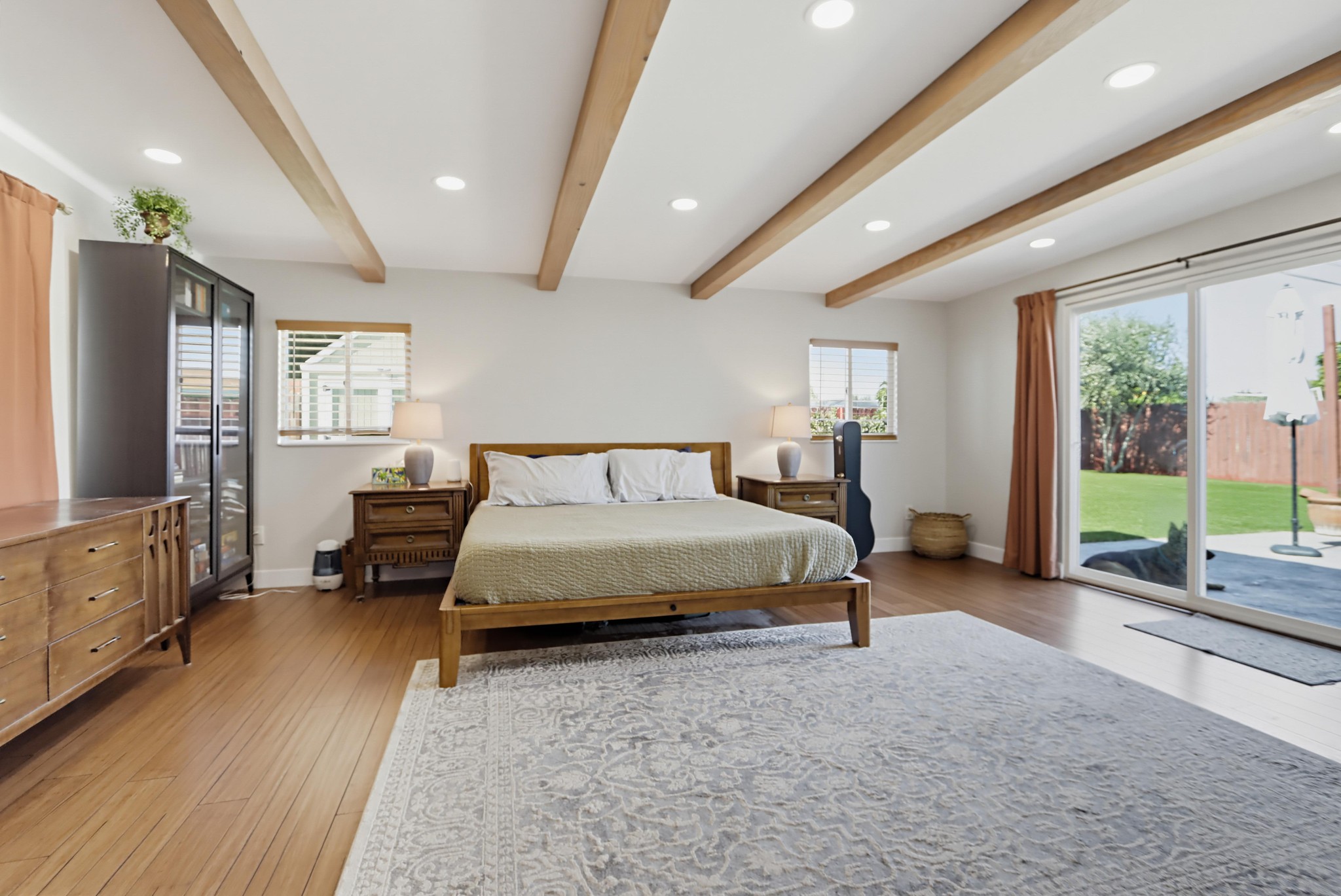 Virtual tour photo 22 of 52 for 1166 16th St