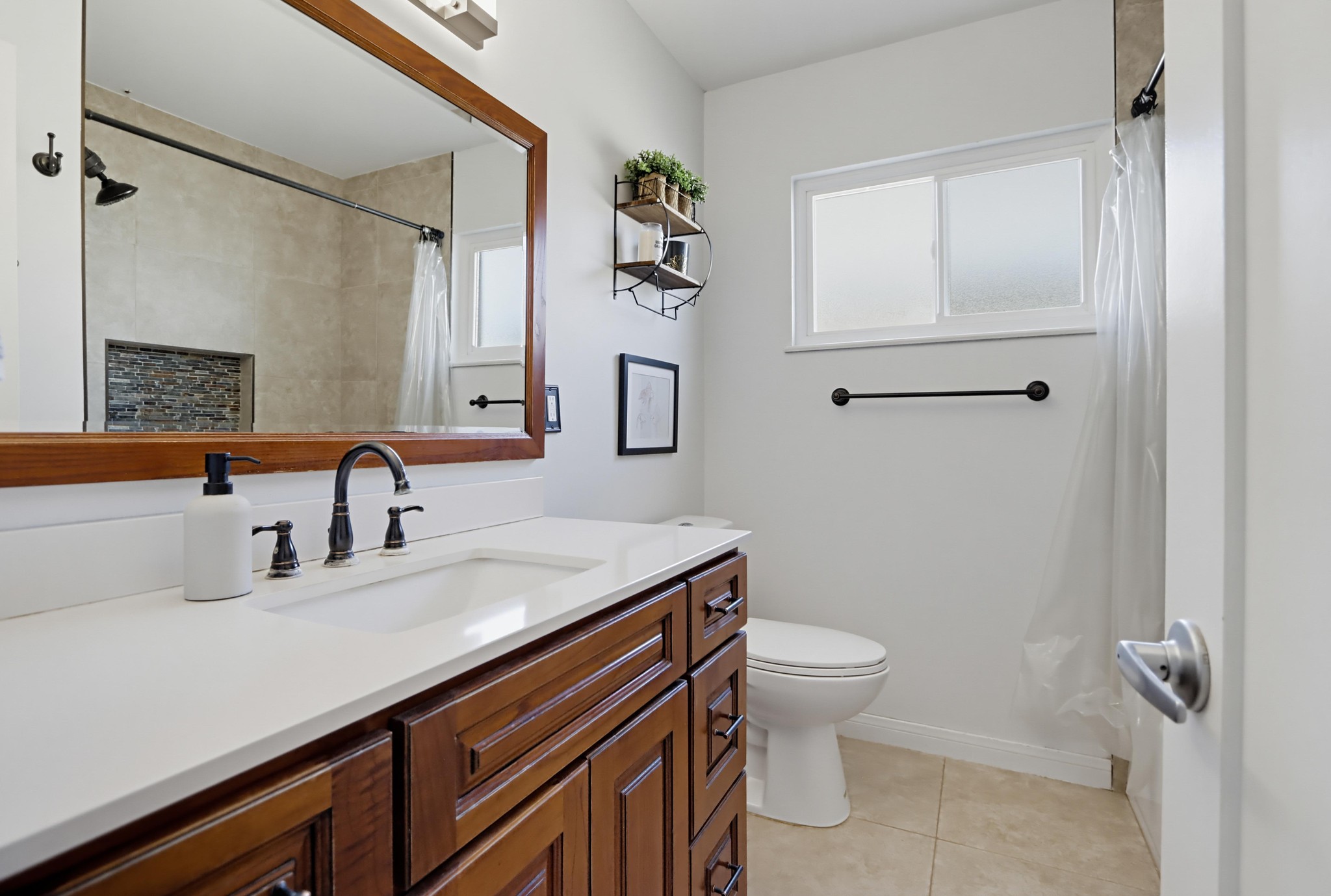 Virtual tour photo 34 of 52 for 1166 16th St
