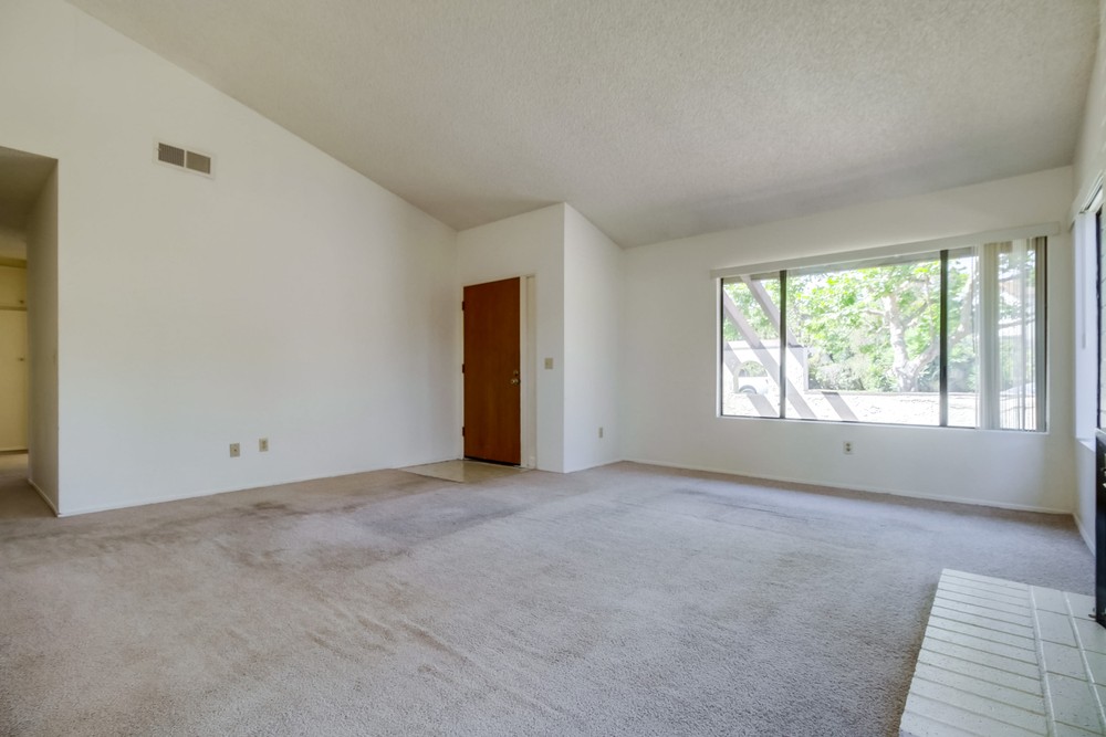 Virtual tour photo 11 of 32 for 11660 Agreste Pl