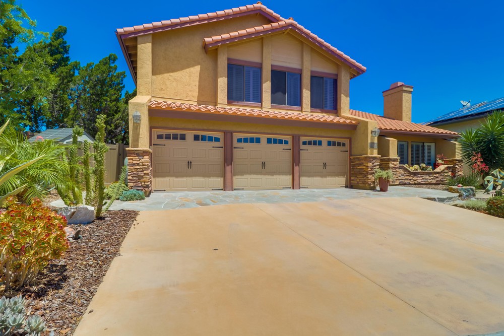Virtual tour photo 5 of 27 for 11666 Papagallo Ct