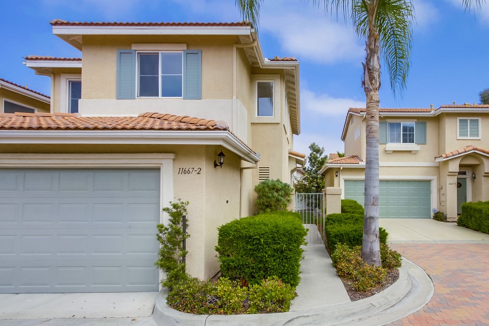 Virtual tour photo 5 of 51 for 11667 Compass Point Dr N UNIT 2
