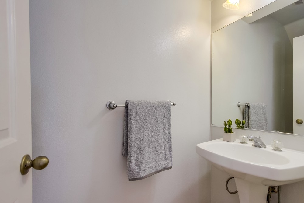 Virtual tour photo 24 of 51 for 11667 Compass Point Dr N UNIT 2