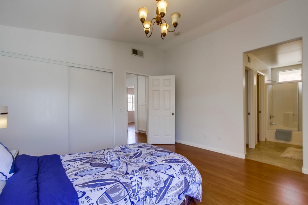 Virtual tour photo 32 of 51 for 11667 Compass Point Dr N UNIT 2