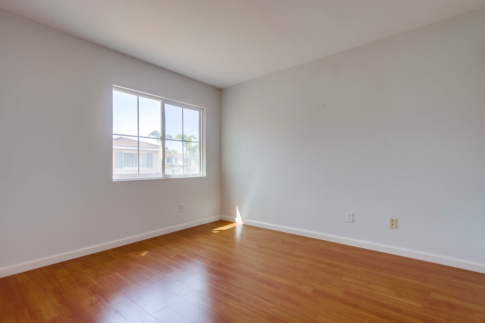Virtual tour photo 39 of 51 for 11667 Compass Point Dr N UNIT 2
