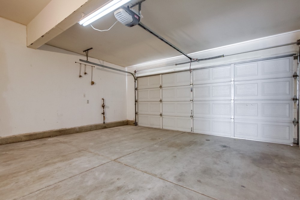 Virtual tour photo 43 of 51 for 11667 Compass Point Dr N UNIT 2
