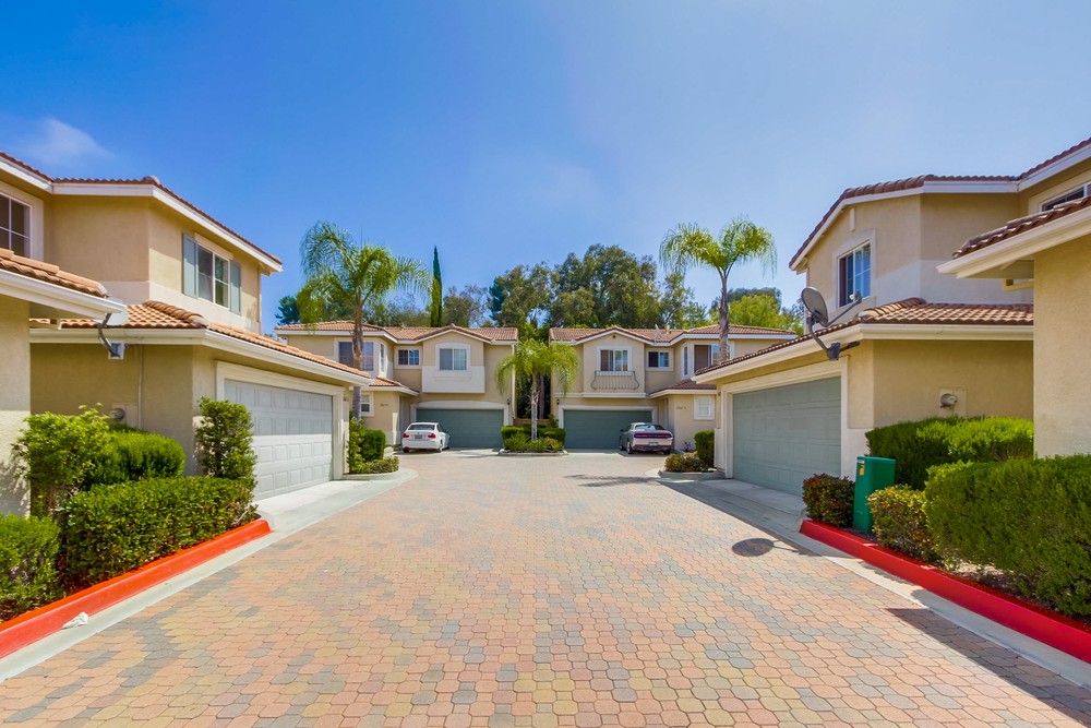 Virtual tour photo 51 of 51 for 11667 Compass Point Dr N UNIT 2