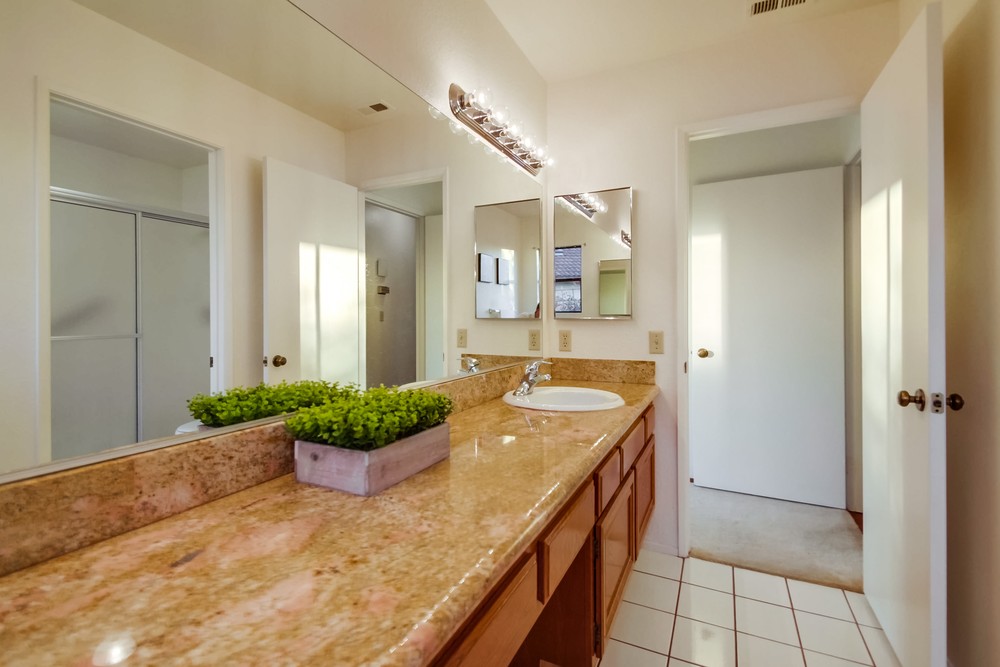 Virtual tour photo 53 of 76 for 11668 Corte Morita