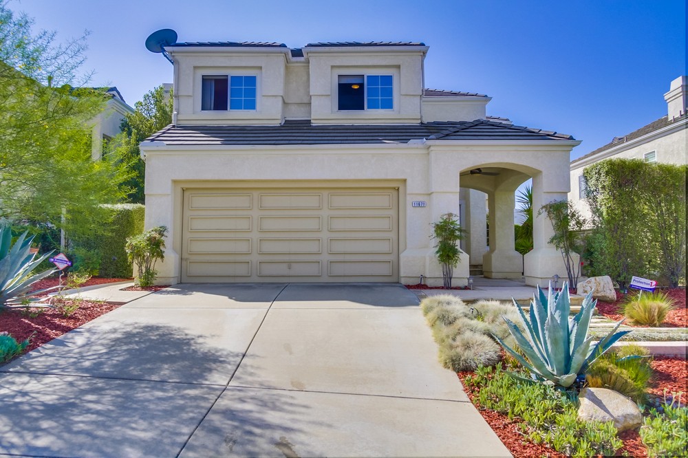 Virtual tour photo 1 of 45 for 11671 Boulton Avenue