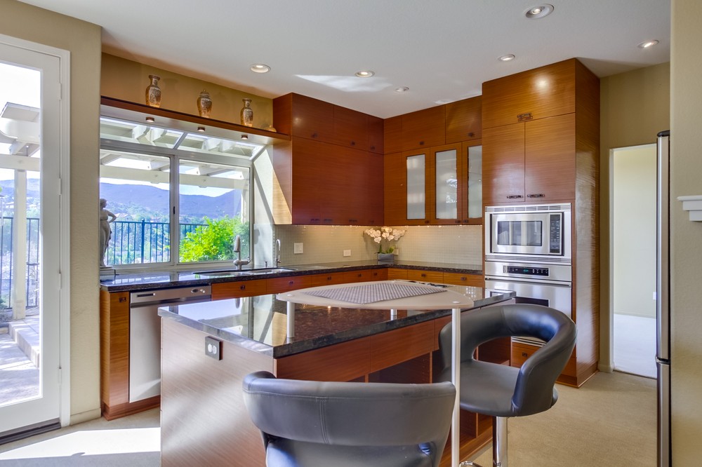 Virtual tour photo 16 of 45 for 11671 Boulton Avenue