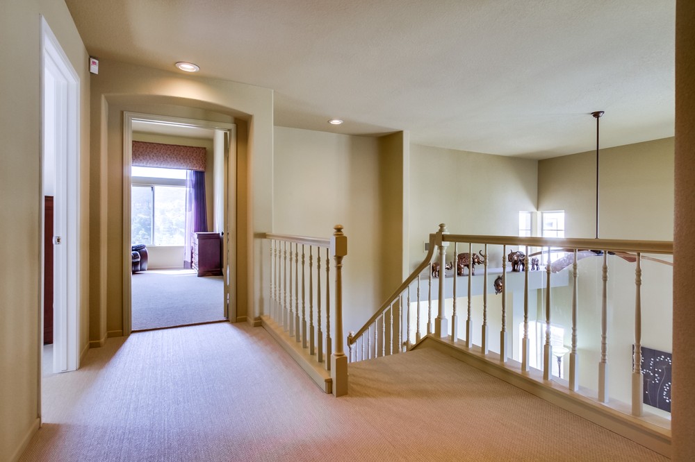 Virtual tour photo 21 of 45 for 11671 Boulton Avenue