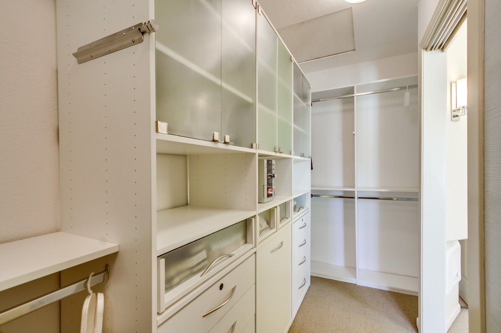 Virtual tour photo 30 of 45 for 11671 Boulton Avenue