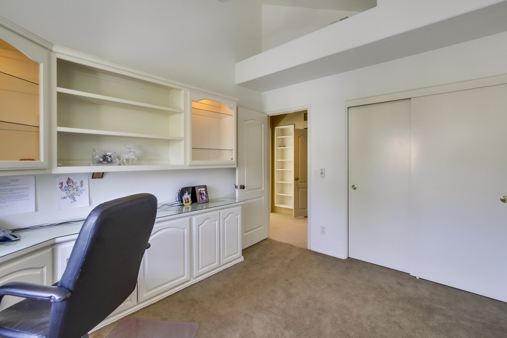 Virtual tour photo 33 of 45 for 11671 Boulton Avenue