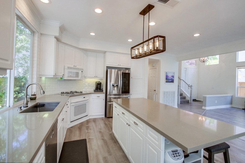 Virtual tour photo 13 of 48 for 11673 Tree Hollow Ln