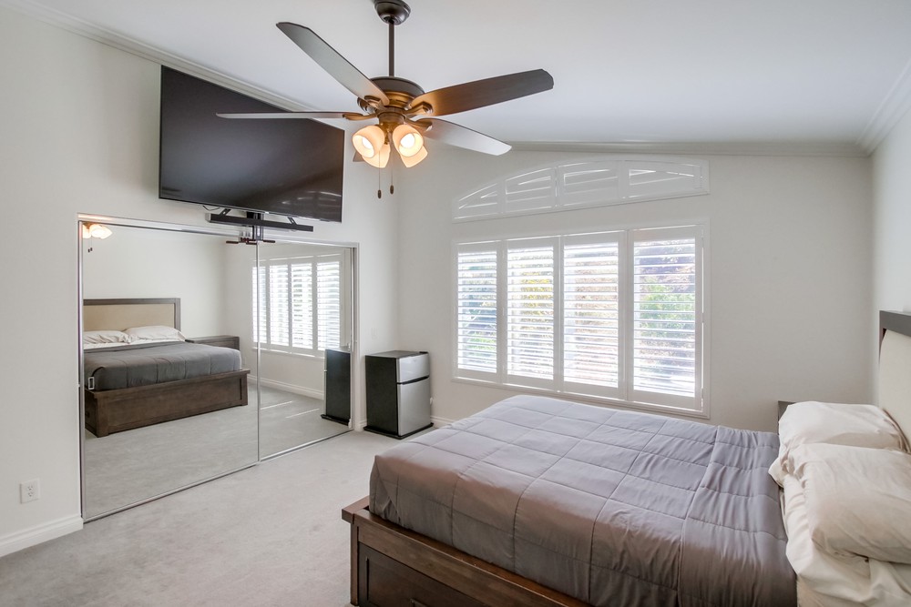 Virtual tour photo 24 of 48 for 11673 Tree Hollow Ln