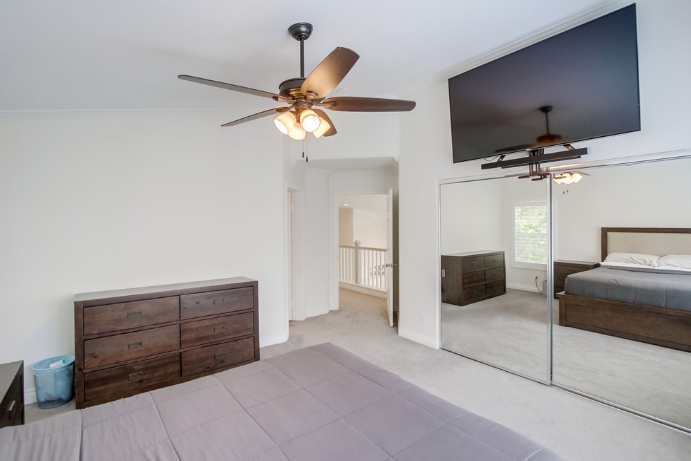 Virtual tour photo 26 of 48 for 11673 Tree Hollow Ln