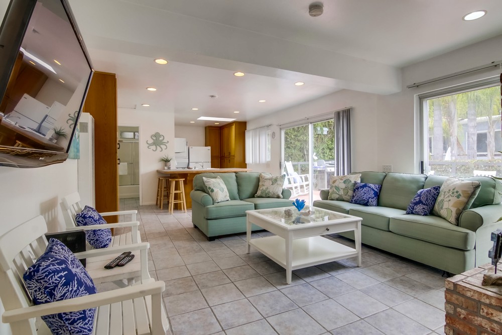 Virtual tour photo 8 of 26 for 1168 Felspar St