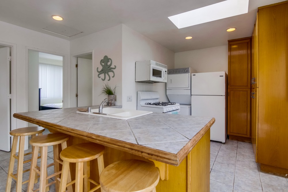 Virtual tour photo 11 of 26 for 1168 Felspar St