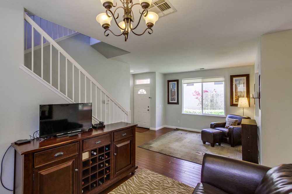 Virtual tour photo 7 of 44 for 11681 Compass Point Dr N