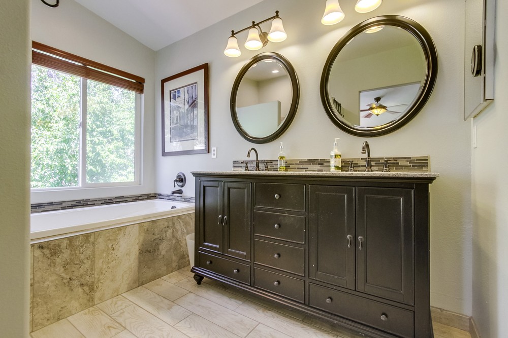 Virtual tour photo 24 of 44 for 11681 Compass Point Dr N