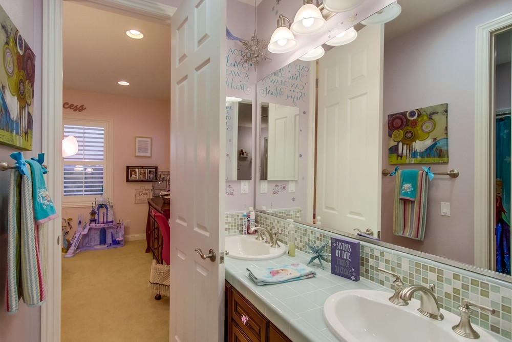 Virtual tour photo 51 of 88 for 11685 Big Canyon Ln