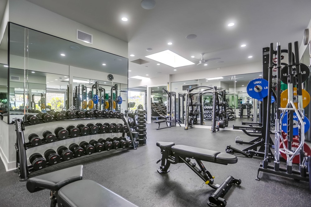 Virtual tour photo 10 of 41 for 11689 Sorrento Valley Rd