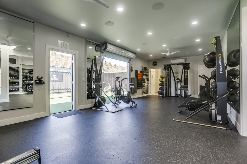 Virtual tour photo 20 of 41 for 11689 Sorrento Valley Rd