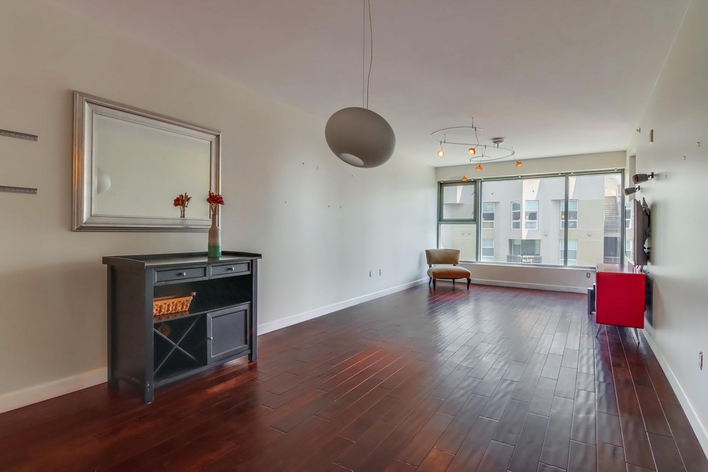 Virtual tour photo 8 of 33 for 1170 J St