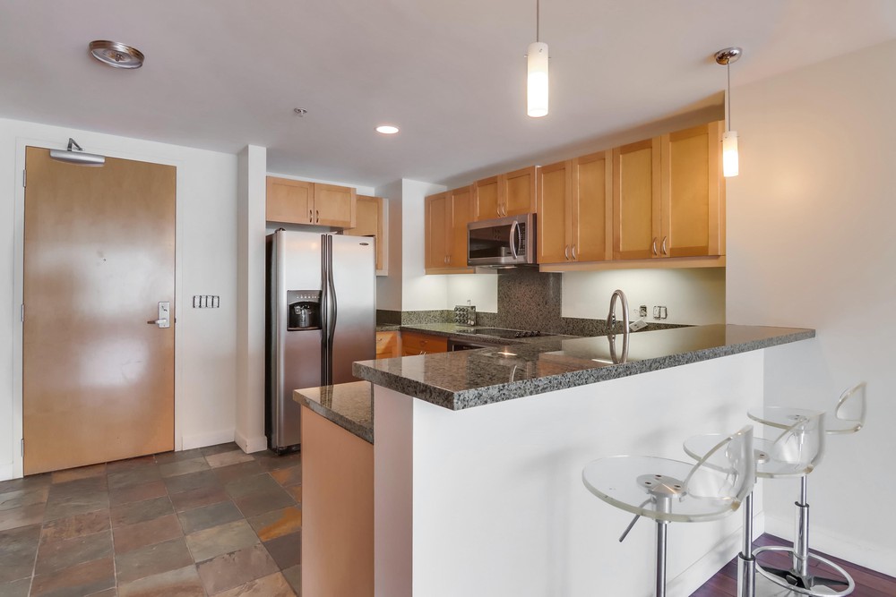 Virtual tour photo 18 of 33 for 1170 J St