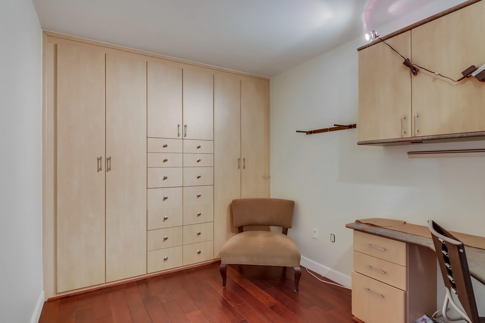 Virtual tour photo 29 of 33 for 1170 J St