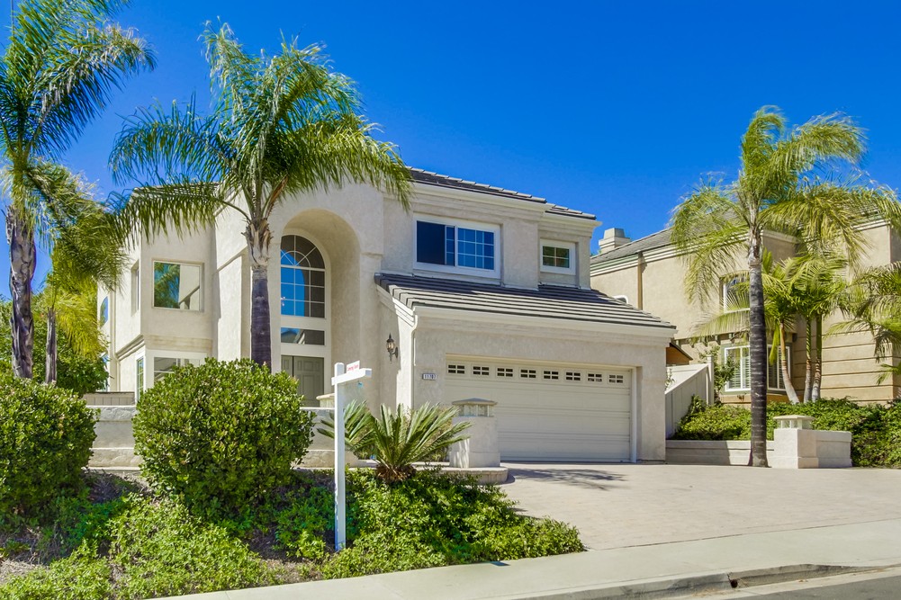 Virtual tour photo 4 of 59 for 11707 Windcrest Ln