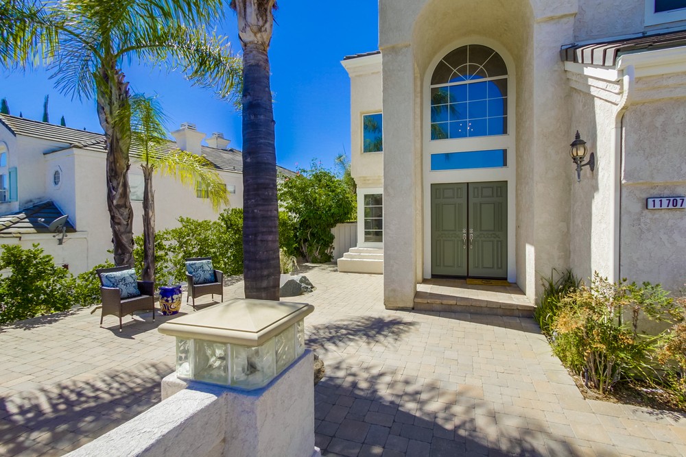 Virtual tour photo 6 of 59 for 11707 Windcrest Ln