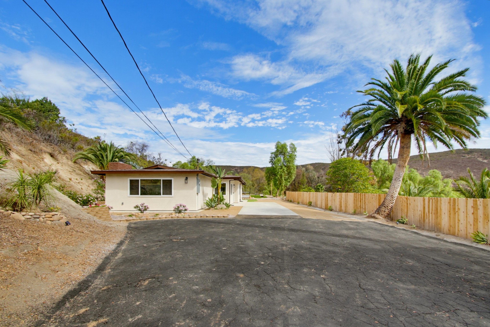 Virtual tour photo 6 of 67 for 11710 Oak Creek Dr