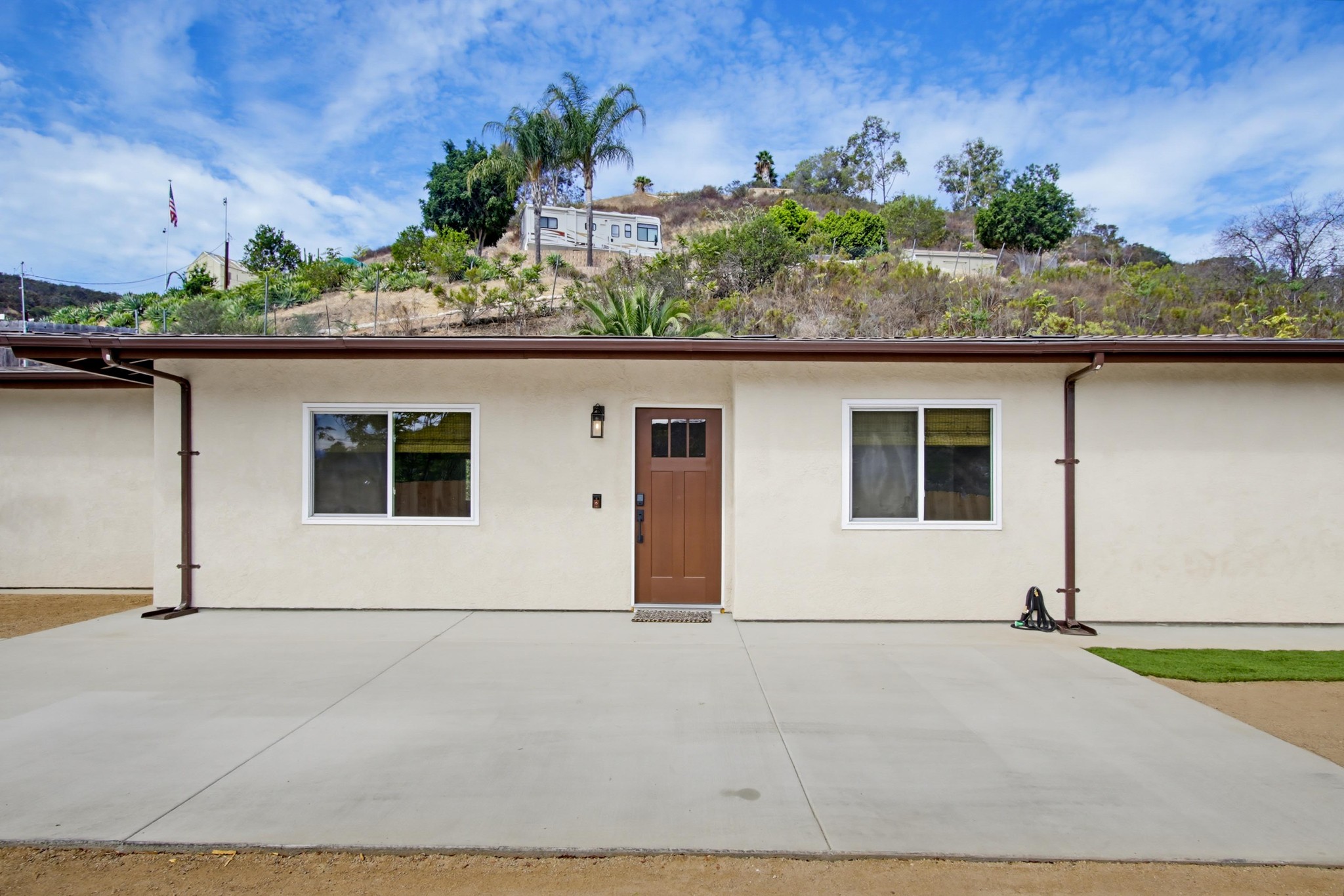 Virtual tour photo 10 of 67 for 11710 Oak Creek Dr