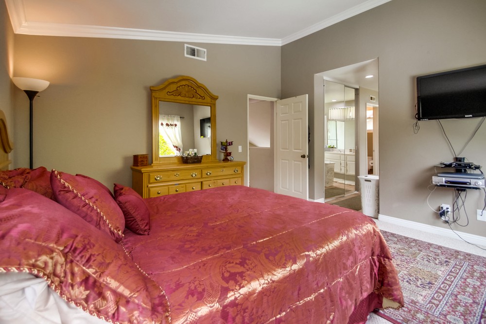 Virtual tour photo 24 of 43 for 11716 Springside Rd
