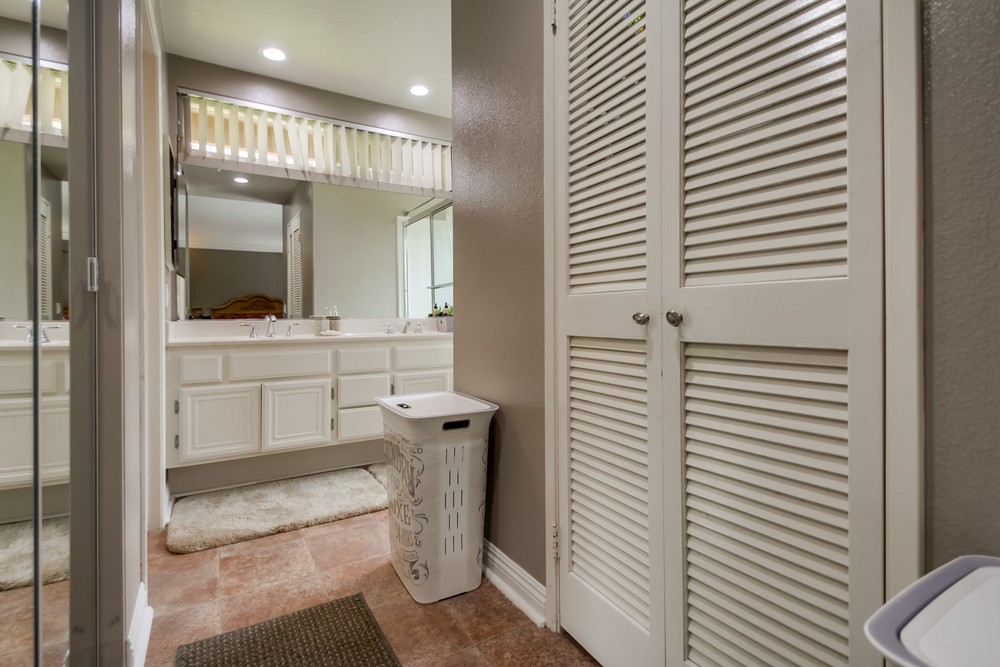 Virtual tour photo 25 of 43 for 11716 Springside Rd