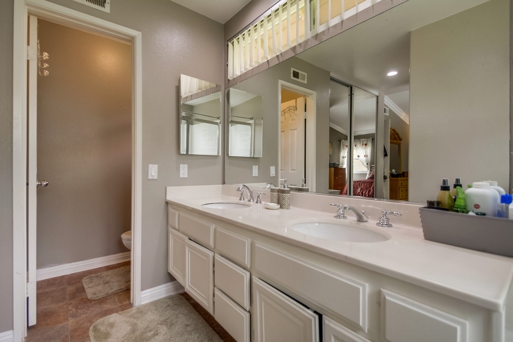 Virtual tour photo 27 of 43 for 11716 Springside Rd