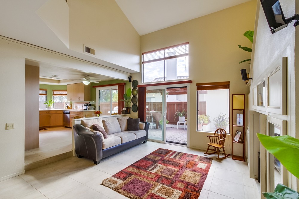 Virtual tour photo 7 of 48 for 11726 Corte Templanza