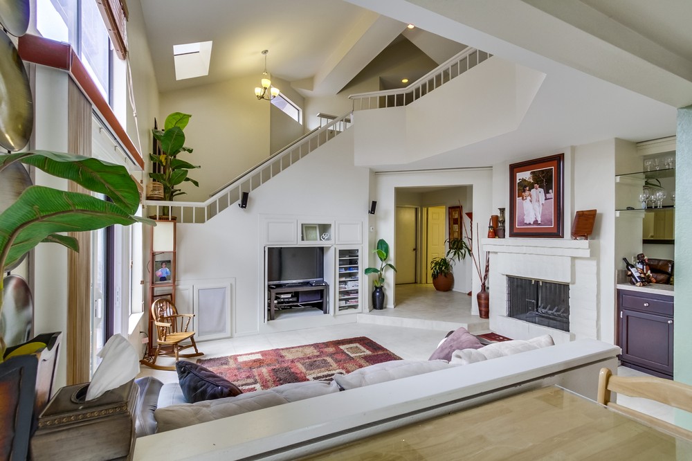 Virtual tour photo 12 of 48 for 11726 Corte Templanza