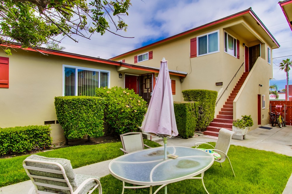 Virtual tour photo 1 of 24 for San Diego Vacation Rental in Pacific Beach, CA