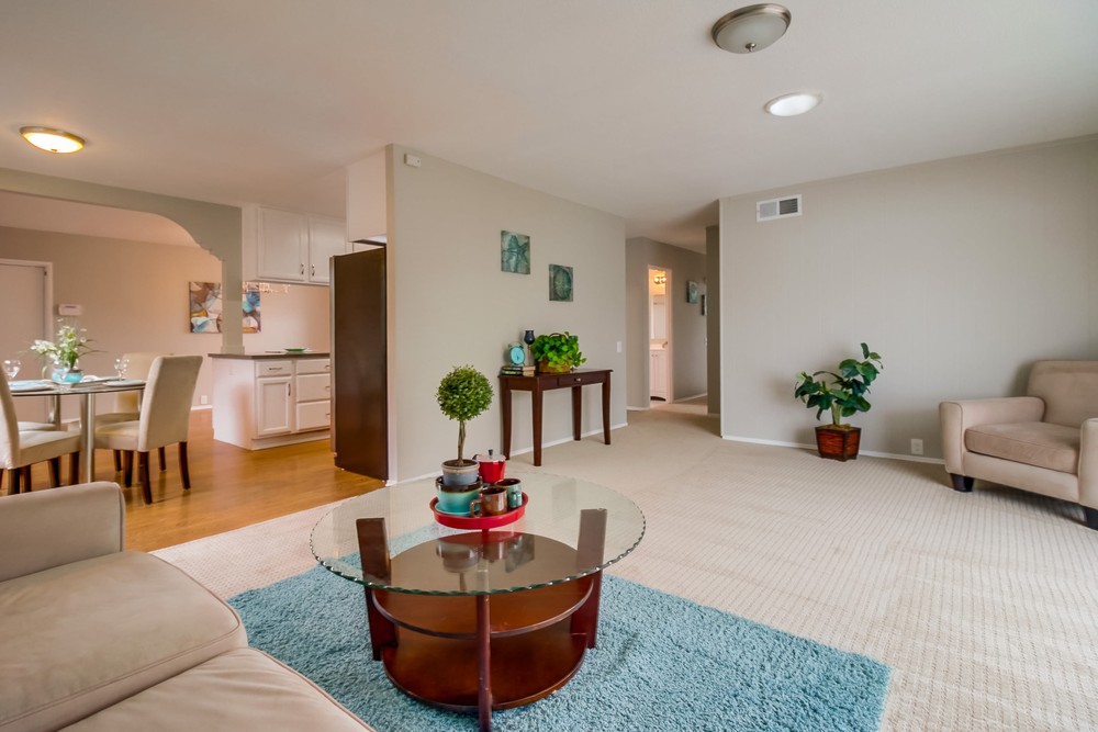 Virtual tour photo 10 of 44 for 1174 Dearborn Dr
