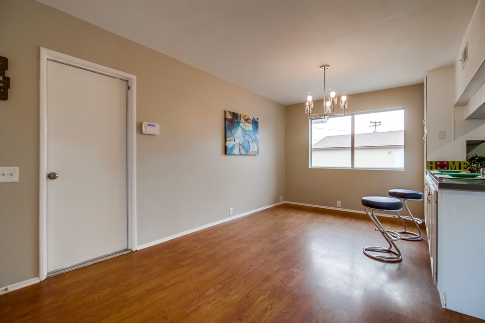 Virtual tour photo 13 of 44 for 1174 Dearborn Dr