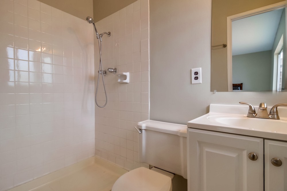 Virtual tour photo 25 of 44 for 1174 Dearborn Dr