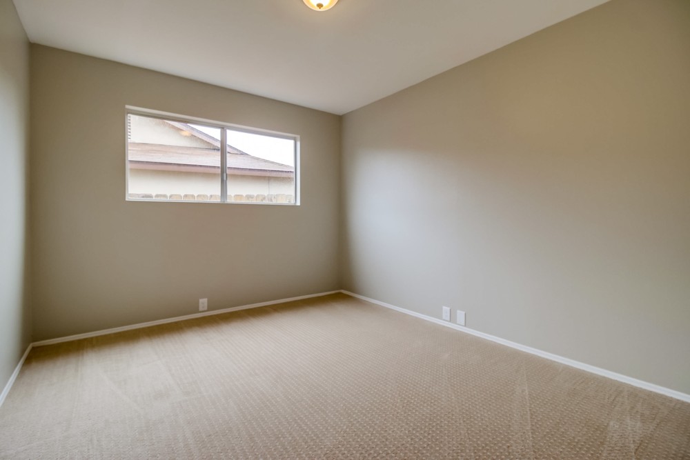 Virtual tour photo 26 of 44 for 1174 Dearborn Dr