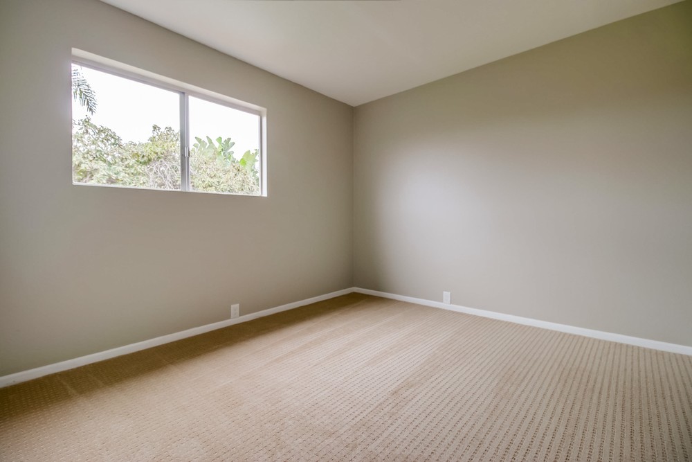 Virtual tour photo 29 of 44 for 1174 Dearborn Dr