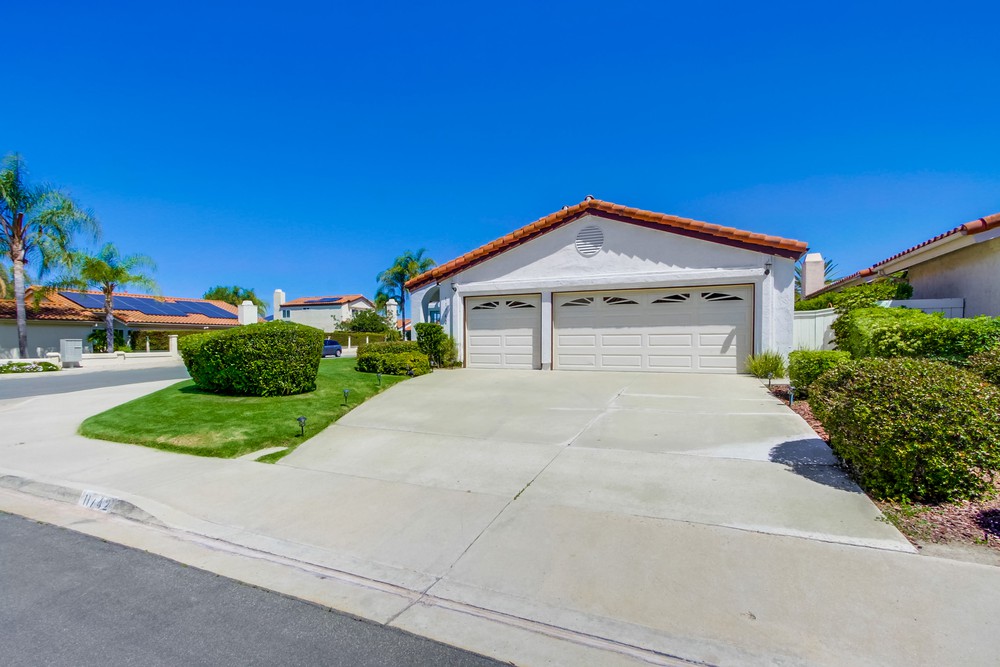 Virtual tour photo 3 of 76 for 11742 Avenida Sivrita