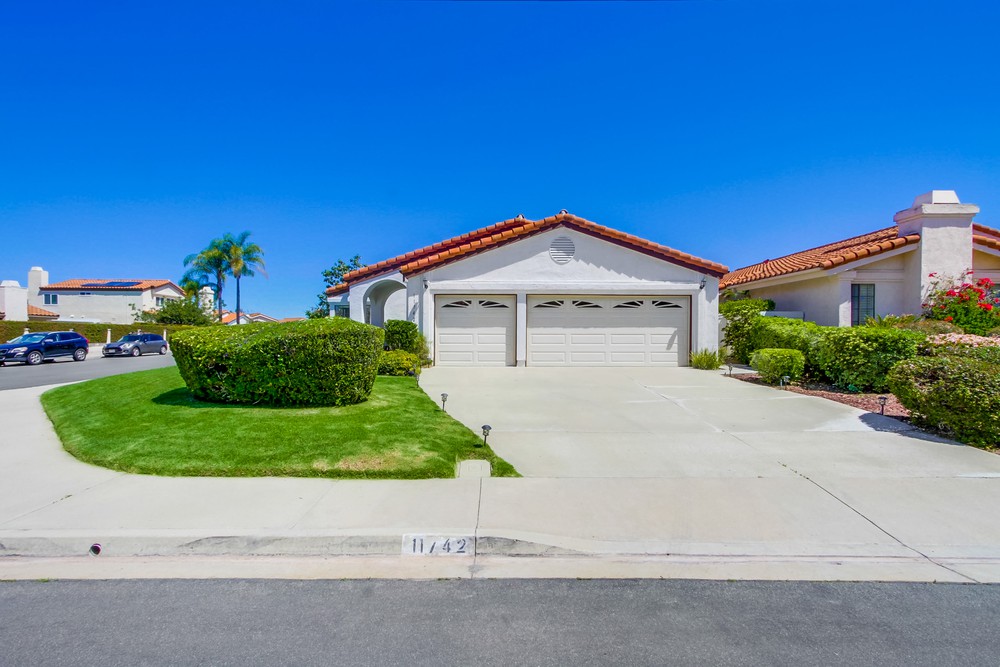 Virtual tour photo 4 of 76 for 11742 Avenida Sivrita