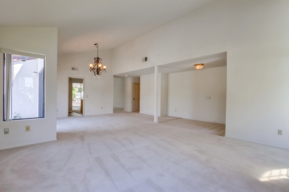 Virtual tour photo 12 of 76 for 11742 Avenida Sivrita