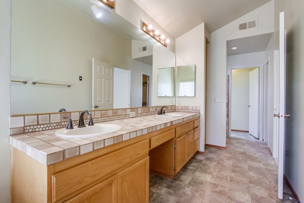 Virtual tour photo 45 of 76 for 11742 Avenida Sivrita