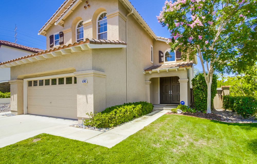 Virtual tour photo 5 of 40 for 11742 Evergold St